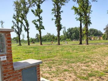 Lote en barrio La posta Pilar 19.000 + cuotas