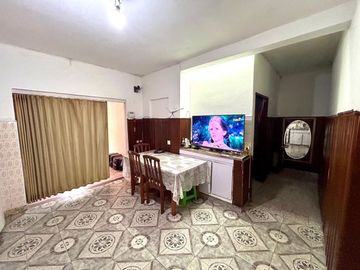 Casa en San Martín con renta activa- multifamiliar