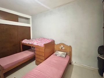 Casa en San Martín con renta activa- multifamiliar