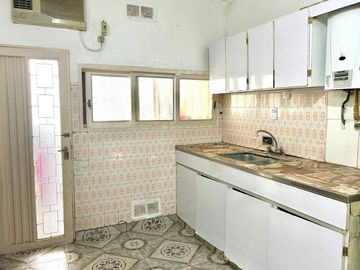Casa en San Martín con renta activa- multifamiliar