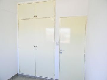 ALQUILER EN VILLA CELINA ZONA SUR 4 AMBIENTES