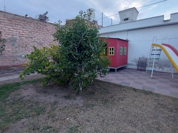 VENTA CASA 3 DORMITORIOS Y DEPARTAMENTO SAN JOSE