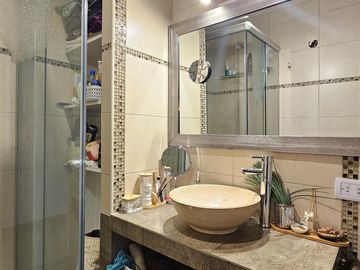 TRIPLEX en venta B. de Irigoyen 3100 3/4 dorm IMPECABLE