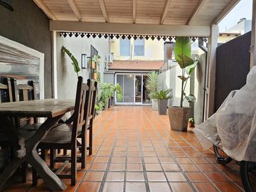 TRIPLEX en venta B. de Irigoyen 3100 3/4 dorm IMPECABLE