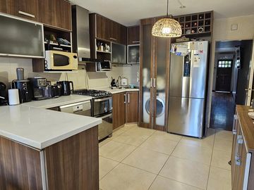 TRIPLEX en venta B. de Irigoyen 3100 3/4 dorm IMPECABLE