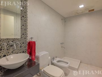 Local en venta/alquiler Palermo