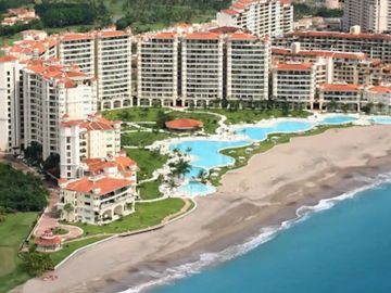 Departamento en Venta Bay View Grand Marina Vallarta,1 recamara, vista al mar
