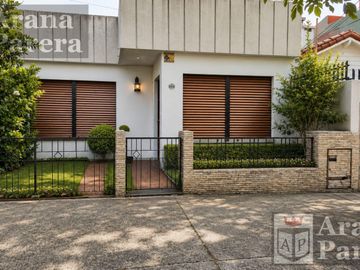 VENTA PH Mataderos 3 AMBIENTES PATIO cochera parrilla terraza