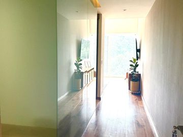 * OPORTUNIDAD**  MAGNÍFICO DEPARTAMENTO CON BALCÓN Y VISTA ESPECTACULAR