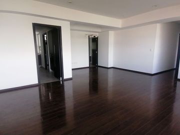 VENTA DEPARTAMENTO SENDERO SANTA FE