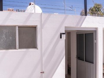CASA EN VENTA EN ARBOLEDAS