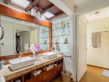 VENTA DE CASA EN FUENTES DEL PEDREGAL 800M2