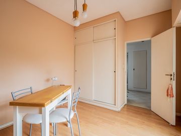 Venta Parque Chacabuco PH 4 Ambientes Reciclado