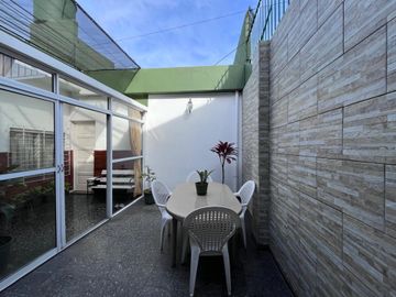 Casa 3 amb. con Quincho Apto Crédito - Gerli Lanús
