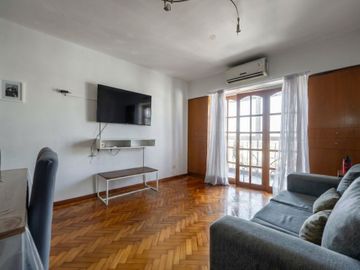 Venta Departamento 3 amb con Balcon y escritorio