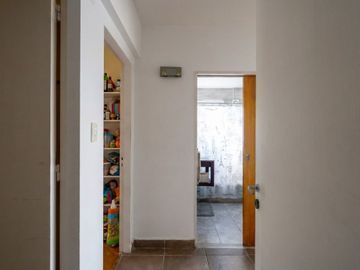 Venta Departamento 3 amb con Balcon y escritorio