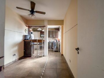 Venta Departamento 3 amb con Balcon y escritorio