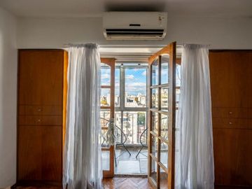Venta Departamento 3 amb con Balcon y escritorio
