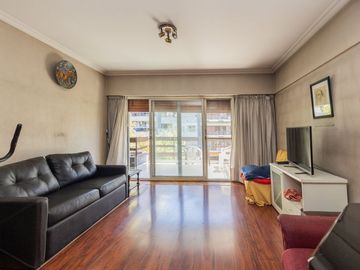 VENTA DEPARTAMENTO 4 AMBIENTES FLORES CON COCHERA