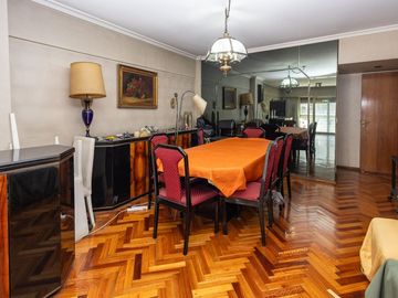 VENTA DEPARTAMENTO 4 AMBIENTES FLORES CON COCHERA