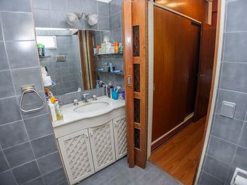 VENTA DEPARTAMENTO 4 AMBIENTES FLORES CON COCHERA