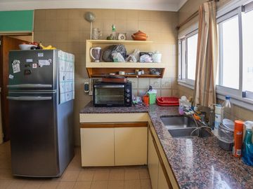 VENTA DEPARTAMENTO 4 AMBIENTES FLORES CON COCHERA