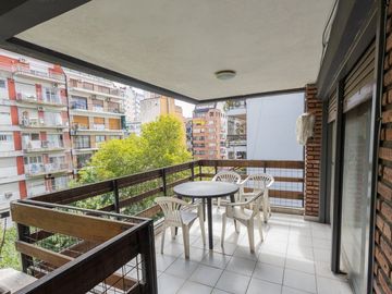 VENTA DEPARTAMENTO 4 AMBIENTES FLORES CON COCHERA