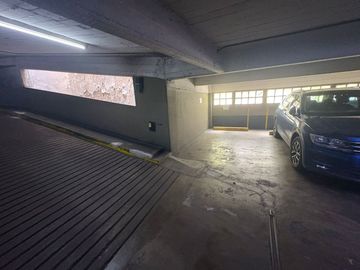 ALQUILEROFICINAS 200m2 REFACCIONADAS + 2 COCHERAS
