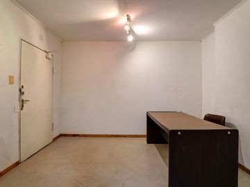 VENTA Oficina 5 ambientes Recoleta frente