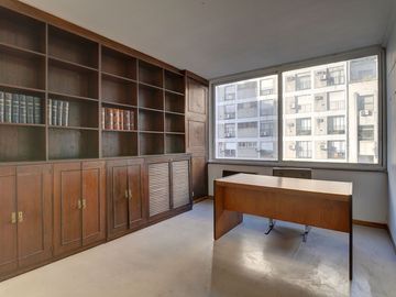 VENTA Oficina 5 ambientes Recoleta frente