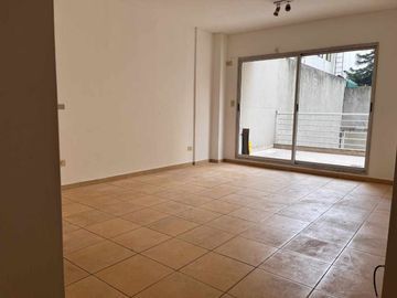 Departamento 3 amb. alquiler Caballito. Balcón