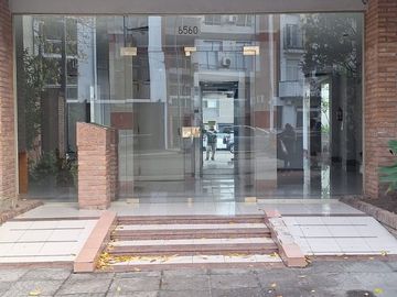 Venta 3 ambientes con balcón al frente- Apto Cred.