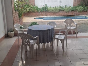 Venta 3 ambientes con balcón al frente- Apto Cred.