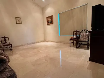 CASA EN VENTA EN PORTAL DEL HUAJUCO LA HERRADURA CARRETERA NACIONAL