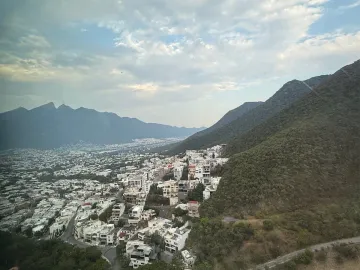 DEPARTAMENTO EN VENTA O RENTA EN SONOMA, MONTERREY