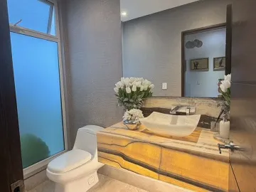 CASA EN VENTA COLORINES