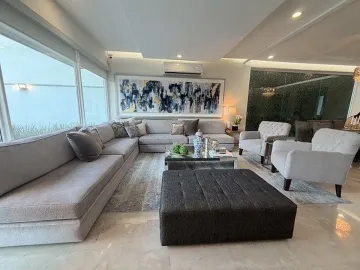 CASA EN VENTA COLORINES