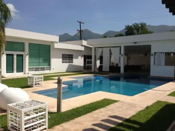 CASA EN VENTA CARRETERA NACIONAL