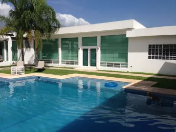 CASA EN VENTA CARRETERA NACIONAL