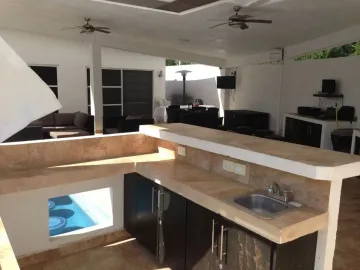 CASA EN VENTA CARRETERA NACIONAL