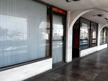 Local en renta en Las Cumbres, Monterrey, Nuevo León