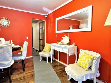 Venta de casa de 3 pisos en Viña , GRAN OPORTUNIDAD , emprendedor CREATIVO. 8.900 UF