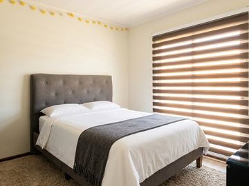 Venta de hermosa parcela de 6.021 m2. con casa y piscina en el tranquilo sector de Lo Rojas, La Cruz. 110 M$.