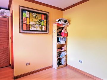 Venta o permuta de preciosa casa de 7 dormitorios en Reñaca, Los Pinos - 19.500 UF
