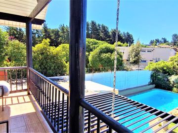 Venta o permuta de preciosa casa de 7 dormitorios en Reñaca, Los Pinos - 19.500 UF