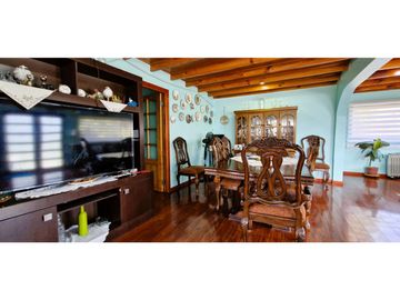 Venta parcela de 18.000 m2., casa, cabaña y galpón, con maquinaria de maestranza, en La Calera. 21.308 UF.
