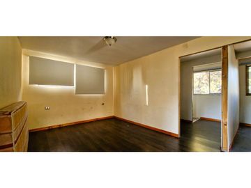Venta de parcela de 15.000 m2., con casa, quincho y piscina, en Pucalán. 200 M$