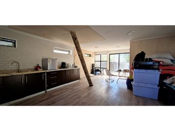 Venta de parcela con casa de 1 dormitorio, en Condominio exclusivo en La Cruz. 5.857 UF.