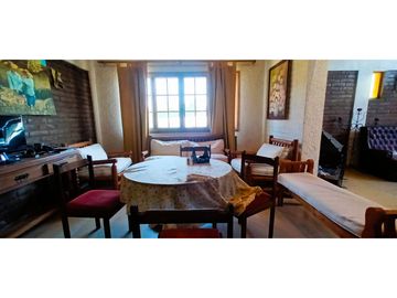 Venta de parcela de 6.000 m2. En San Isidro de Quillota -  casa de 240 m2. 12.036 UF.