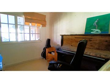 Venta de parcela de 6.000 m2. En San Isidro de Quillota -  casa de 240 m2. 12.036 UF.